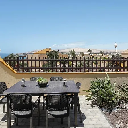 Casa Maria Granillo קוסטה קלמה